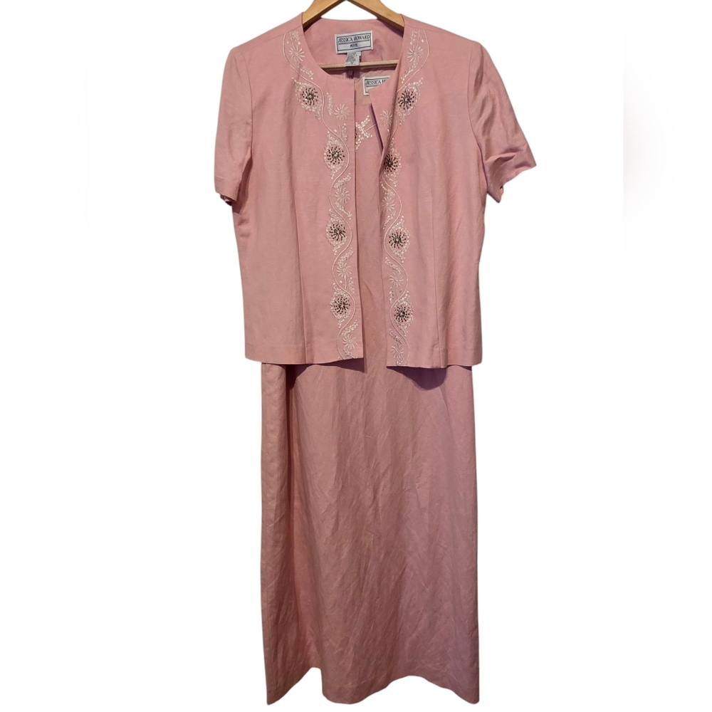 Chic Pink Embroidered Dress Set